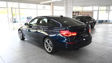 BMW 320 - 4