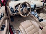 Porsche Cayenne Turbo V8 **VIELE EXTRAS** - Porsche Cayenne: Rot