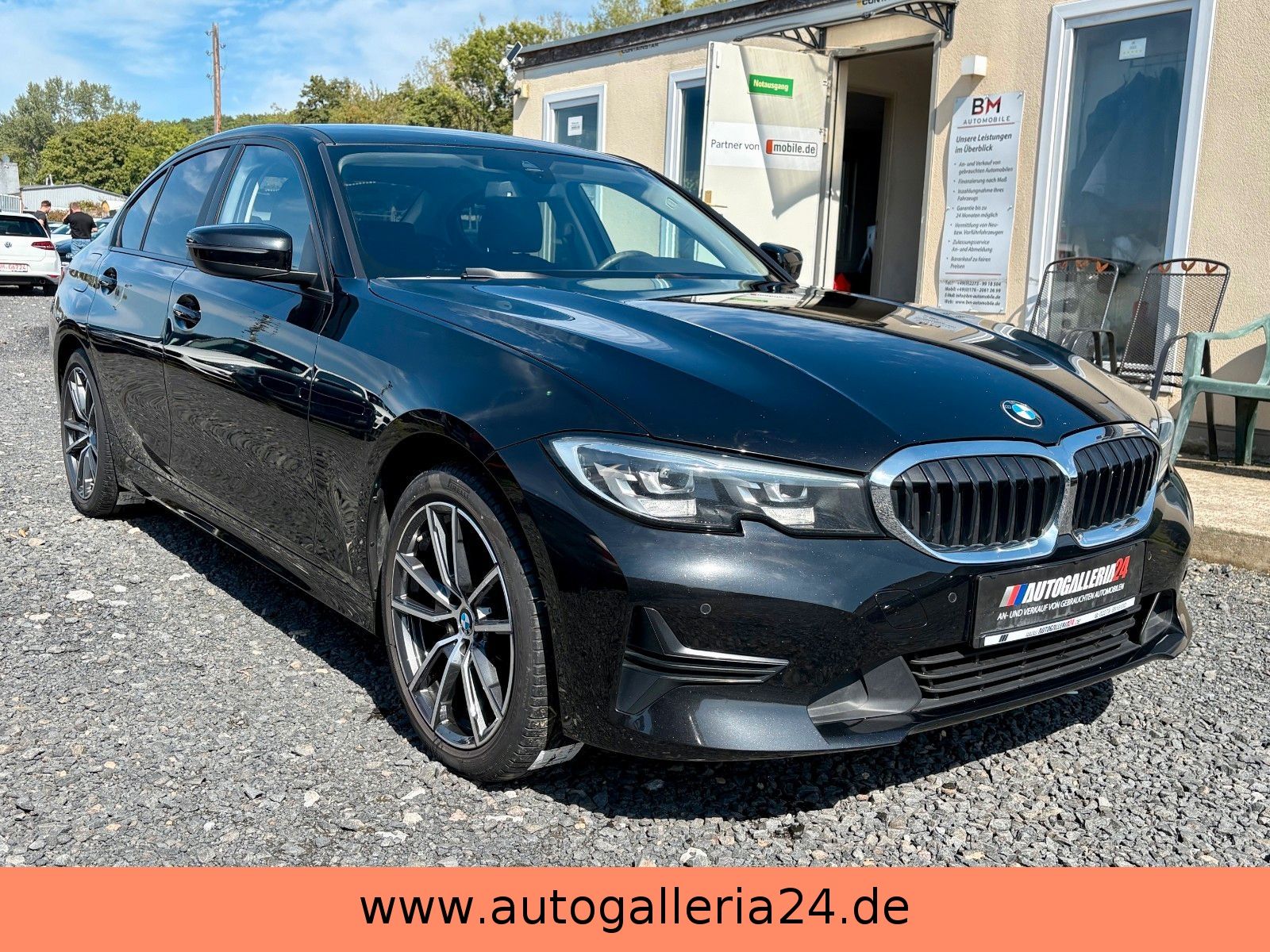 Fahrzeugabbildung BMW 320i Limo Aut. Navi 18"LMR LED 1.HAND SPORTLENK
