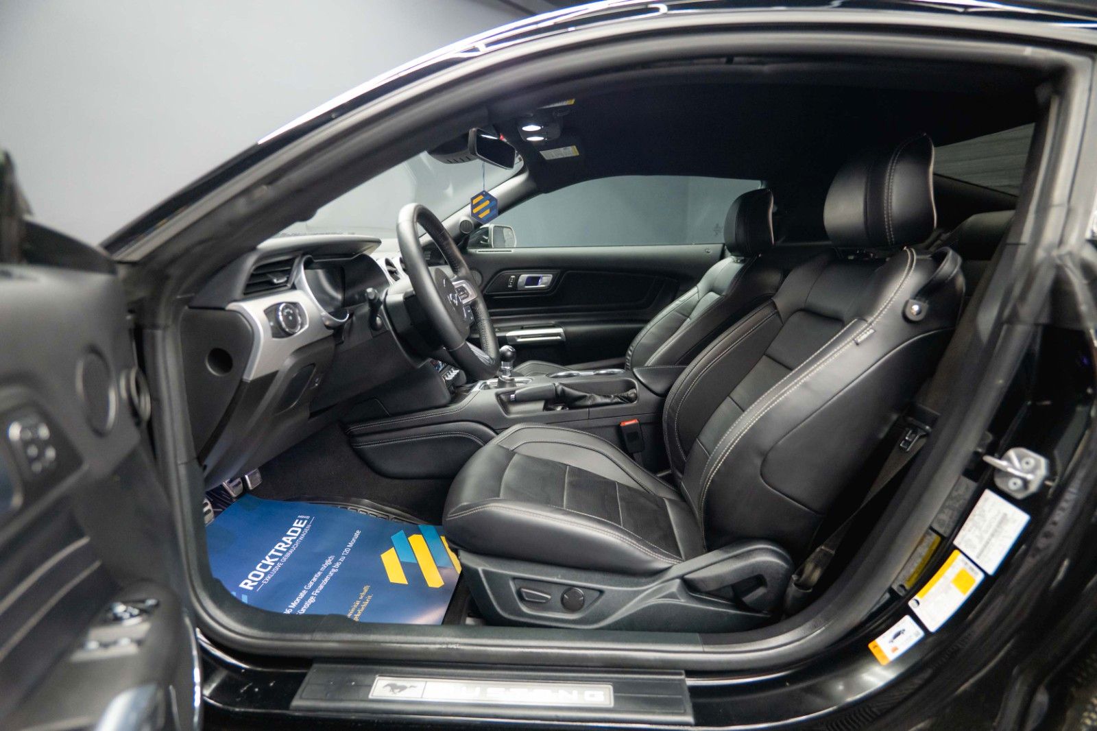 Fahrzeugabbildung Ford Mustang Shelby GT 500 5.0 V8 Performance PREMIUM