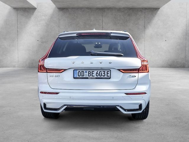Volvo XC60 T6 Plus Dark Recharge Plug-In Hybrid AWD imagem 3