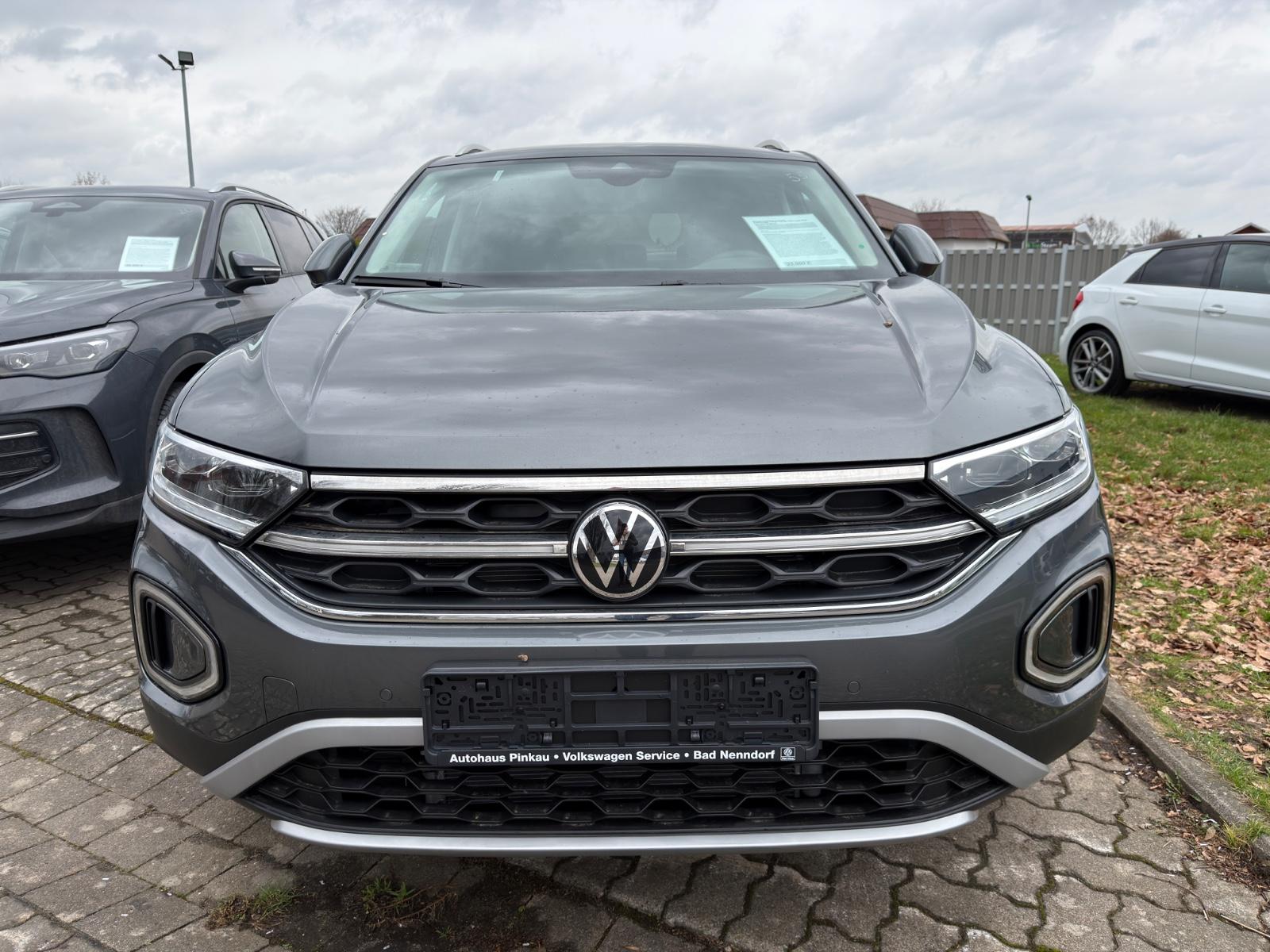 Volkswagen T-Roc 1.5 TSI DSG Style AHK MATRIX IQ.Drive