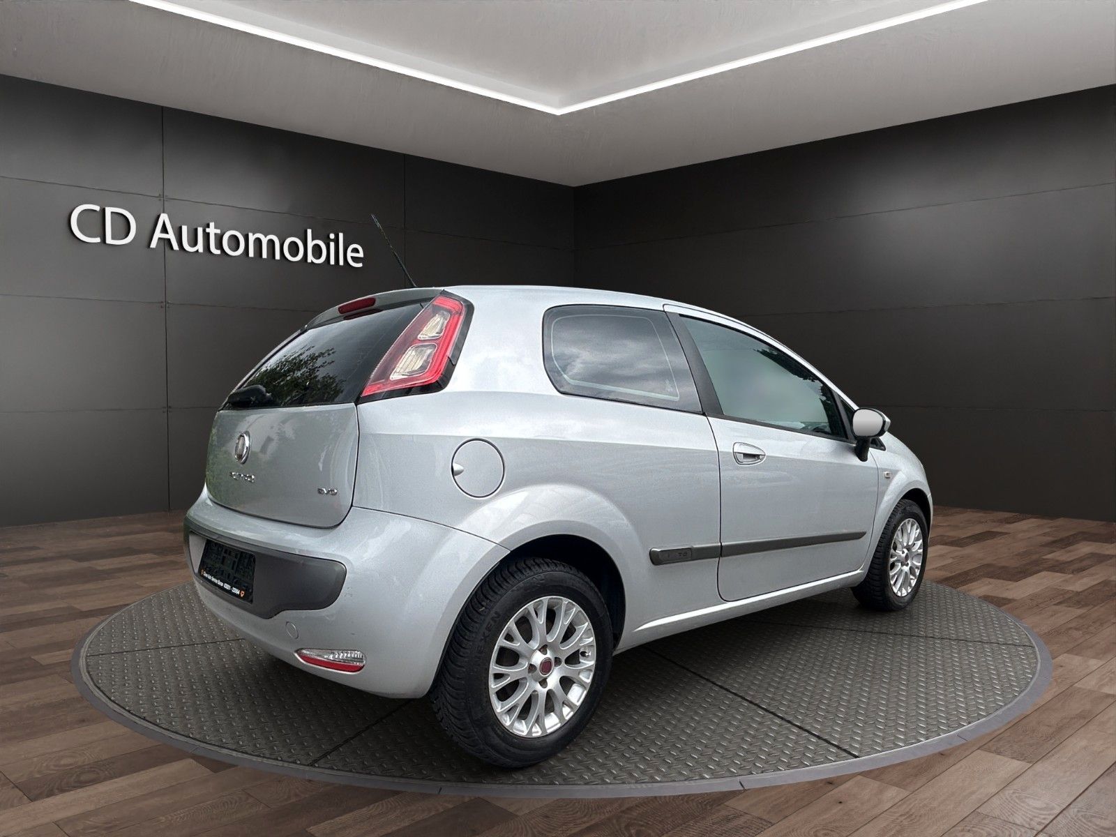 Fahrzeugabbildung Fiat Punto Evo Dynamic Klima  Zahnrimmen neu/