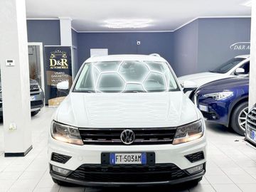 Volkswagen Tiguan - 2