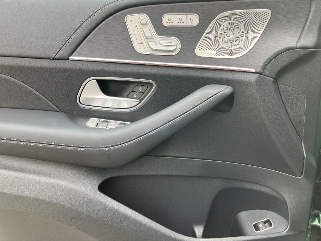 Fahrzeugabbildung Mercedes-Benz GLE 53 4M+ Coupé NIGHT*PANO*BURM*PERF-ABGASANL
