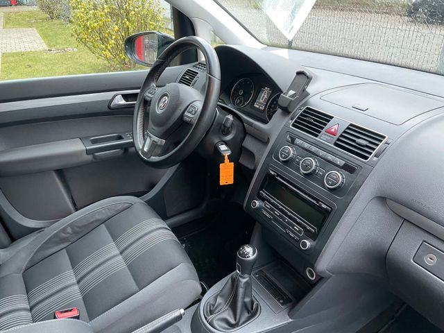 Fahrzeugabbildung Volkswagen Touran Match(Tüv&Insp.neu)