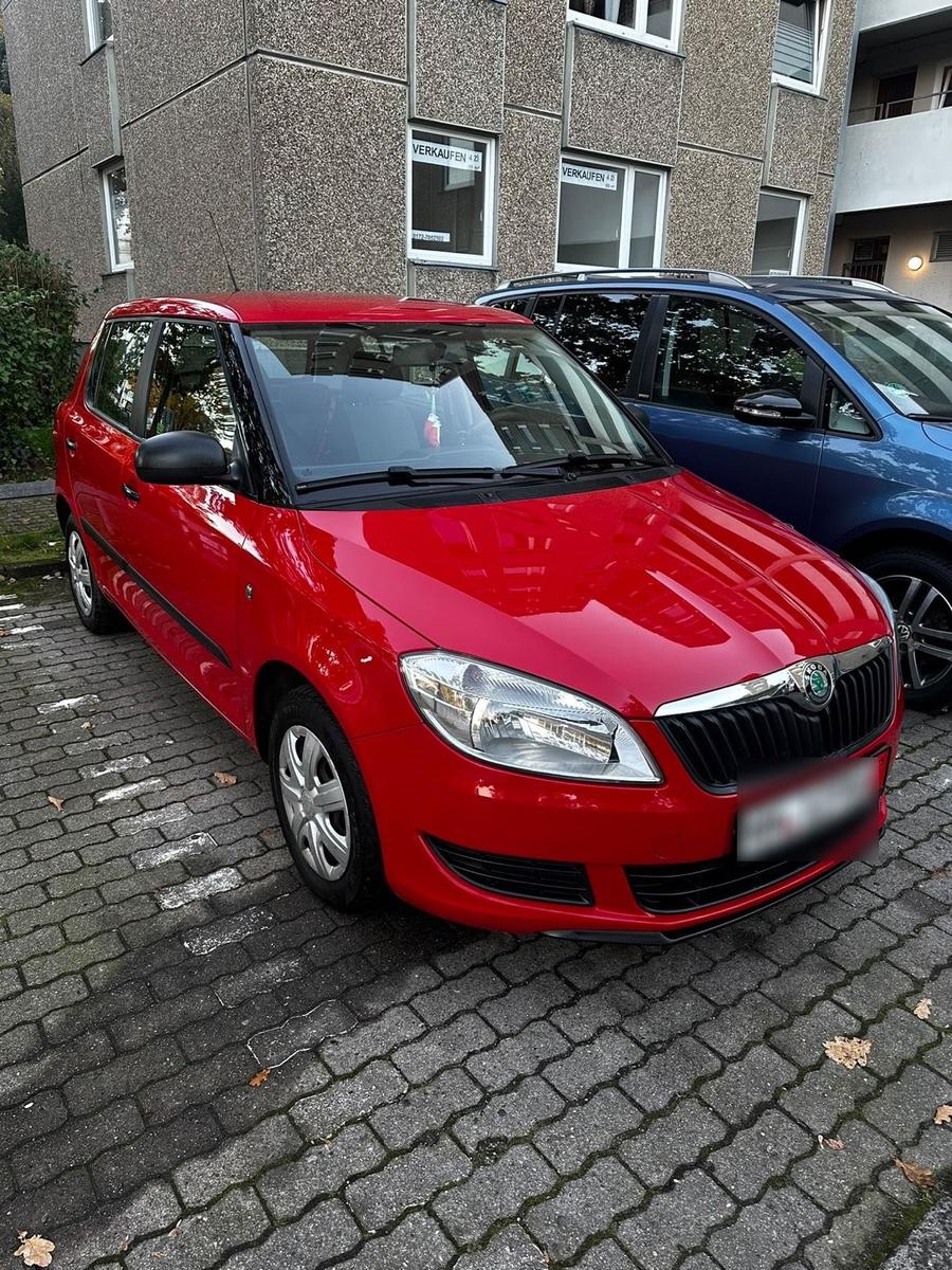 Skoda Fabia 2011 — interior