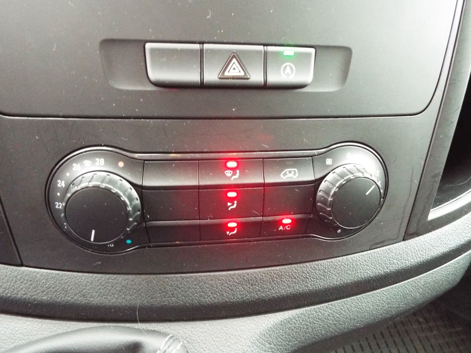 Mercedes-Benz Vito 114 CDI EXTRALANG, NAVI-AHK- BOTTREGAL foto 20