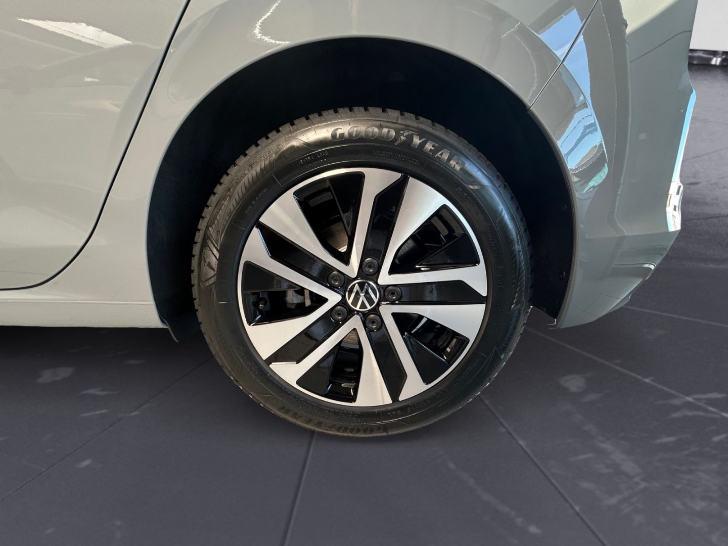 Volkswagen Golf - Bild 13