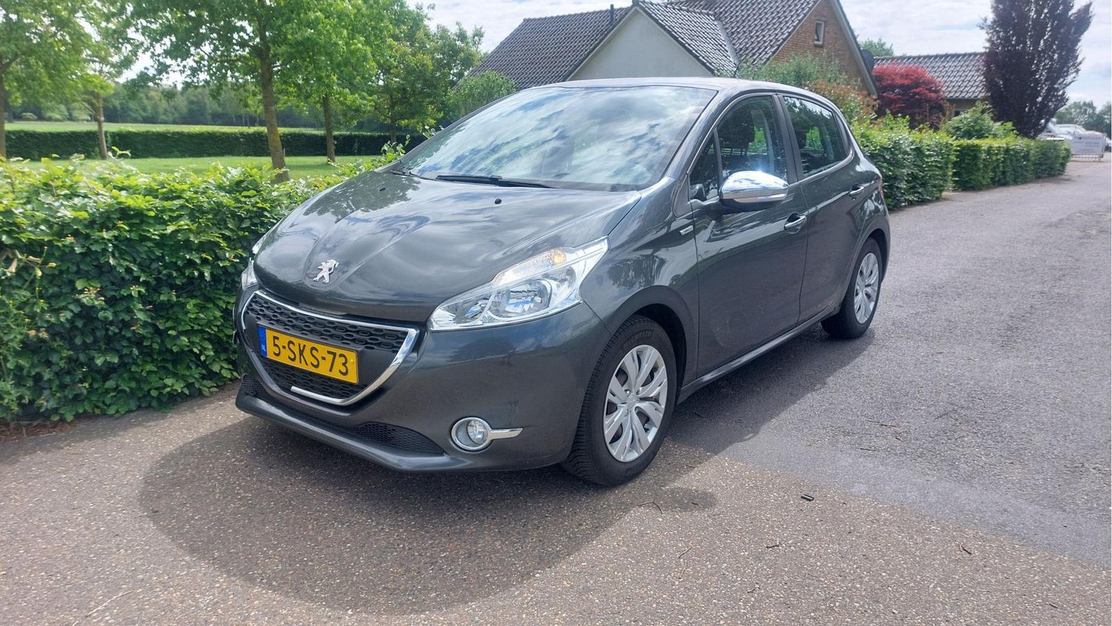 Peugeot 208 1.2 VTi Urban Soul AIRCO/NAVI BJ 2013