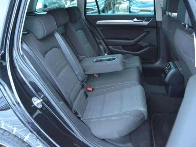 Passat Variant 2.0 TDI DSG Business AHK/IQ.DRIVE