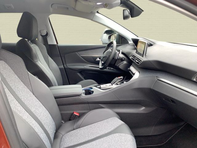 Foto Nummer 9: PEUGEOT 3008