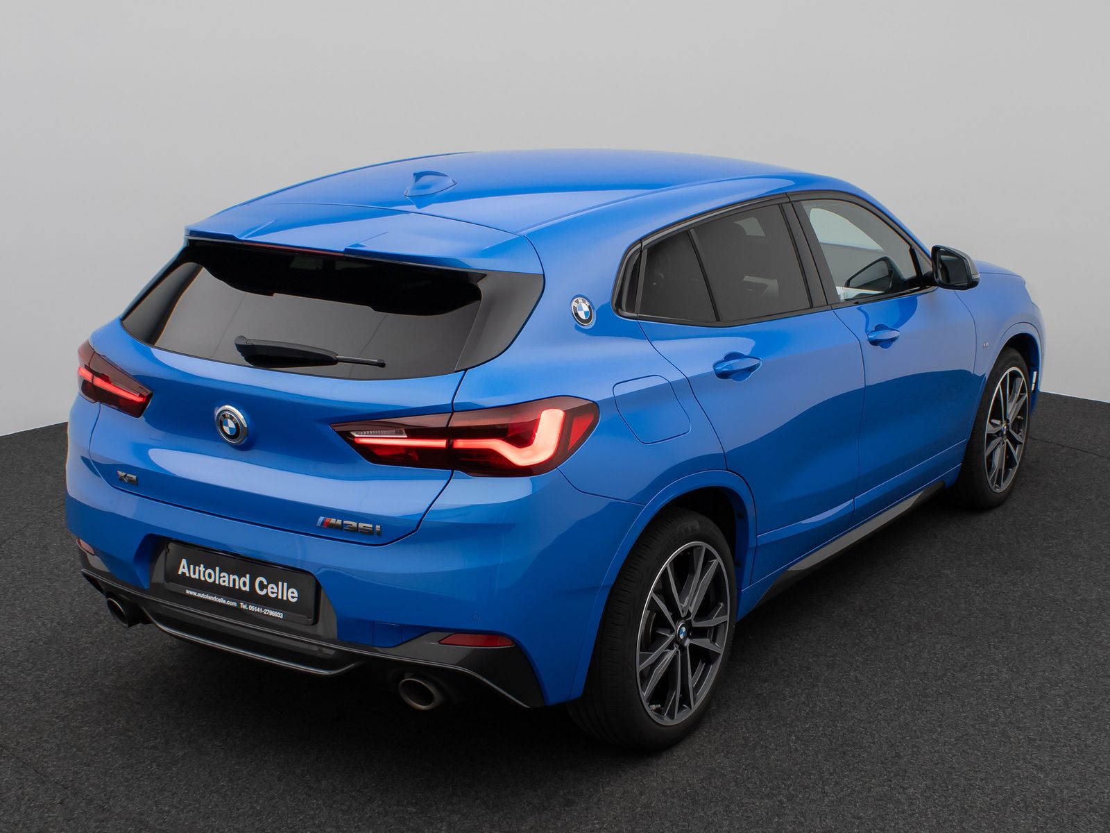 Fahrzeugabbildung BMW X2 M35i Kamera HUD DAB H/K Navi+ Alarm 19Zoll
