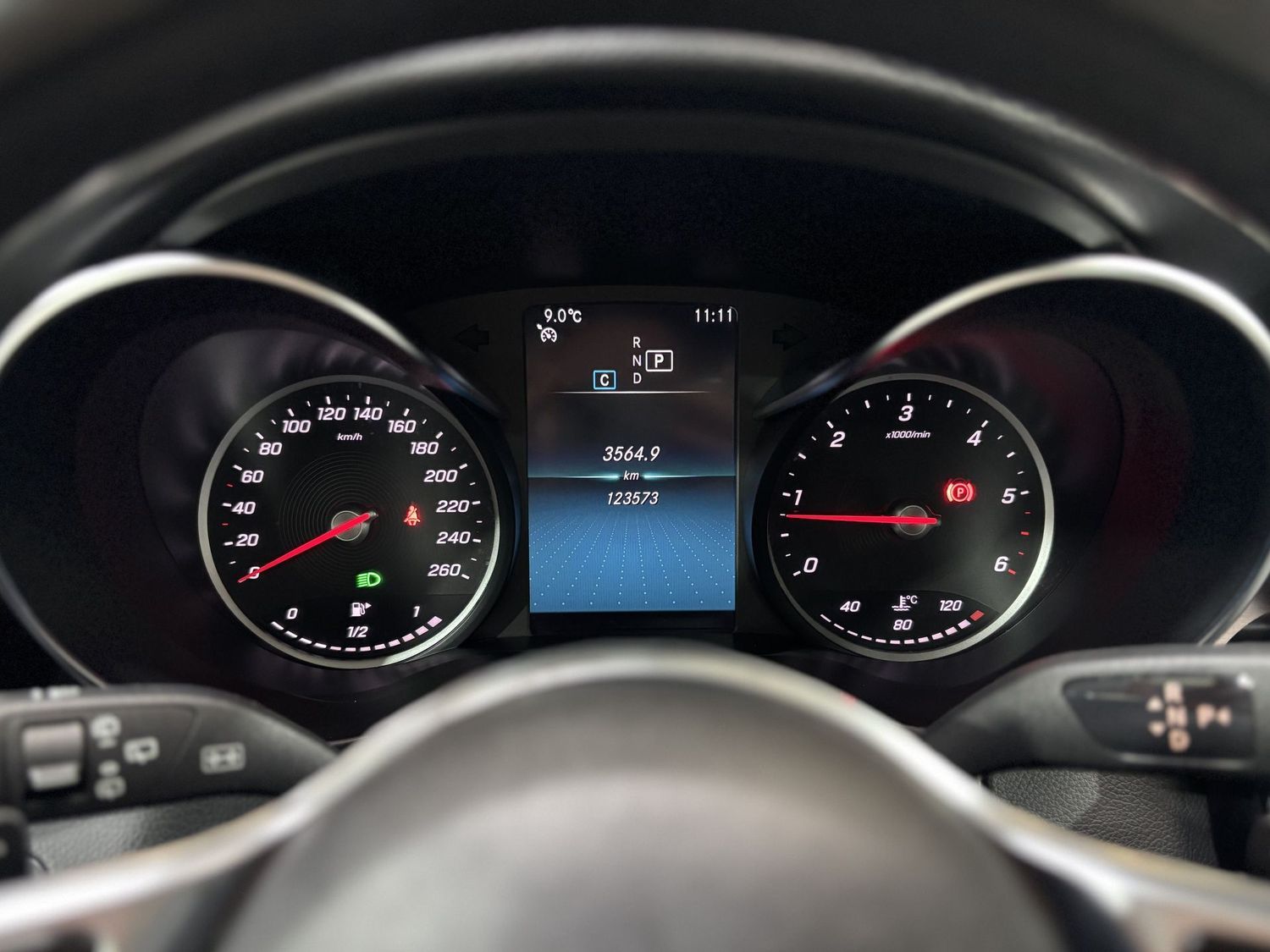 Fahrzeugabbildung Mercedes-Benz C 220 d 4Matic Avantgarde#Pano#LED#HUD#AHK#Kamer