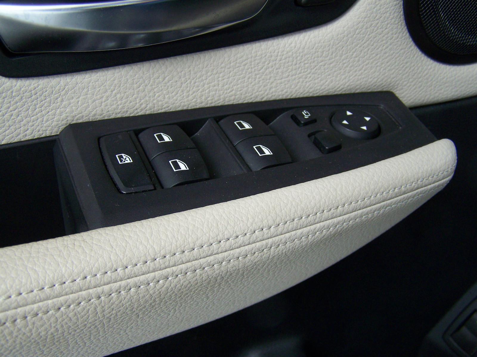 BMW Active Luxury Line AUTOM LEDER+NAVI, миниатюра 7
