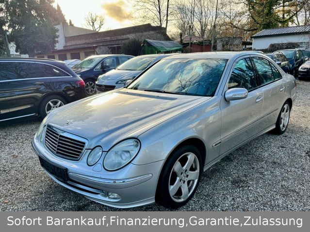 Mercedes-Benz E 200 Xenon Klima Navi 17Zoll Alu Leder Glasdach