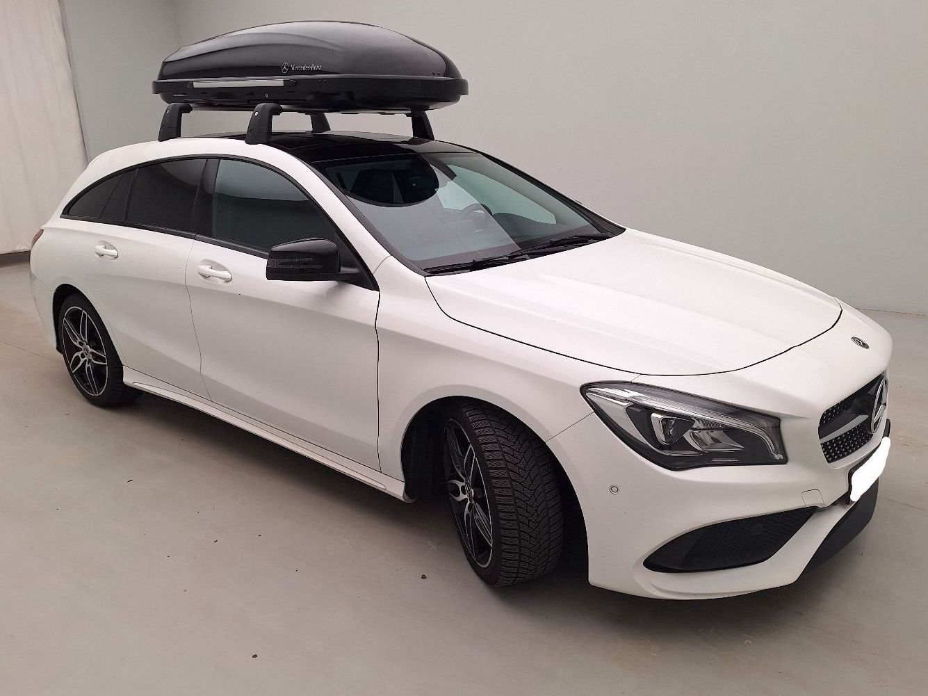 Fahrzeugabbildung Mercedes-Benz CLA 180 SB AMG-LINE/NAVI/LED/LEDER/PANO/SHZ