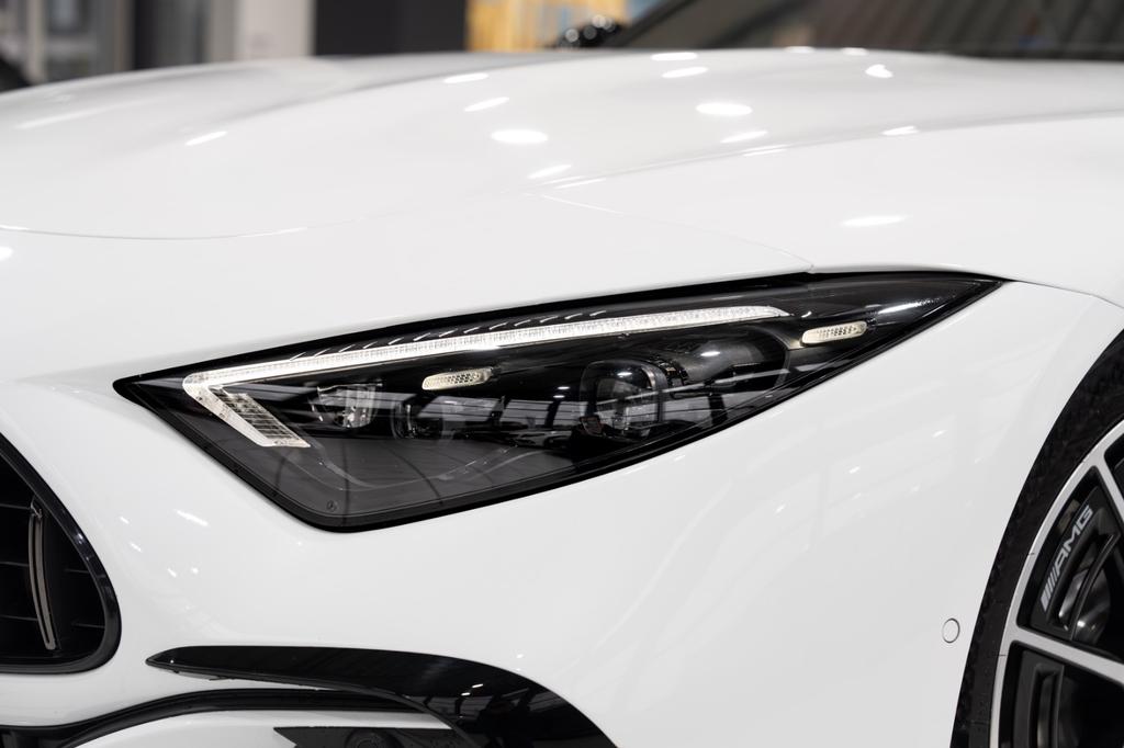 Mercedes-Benz SL 43 AMG