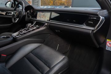 Fahrzeugabbildung Porsche Panamera 4 360°|NACHTS.|SOFTCL.|STANDHZ.|AMBIE.