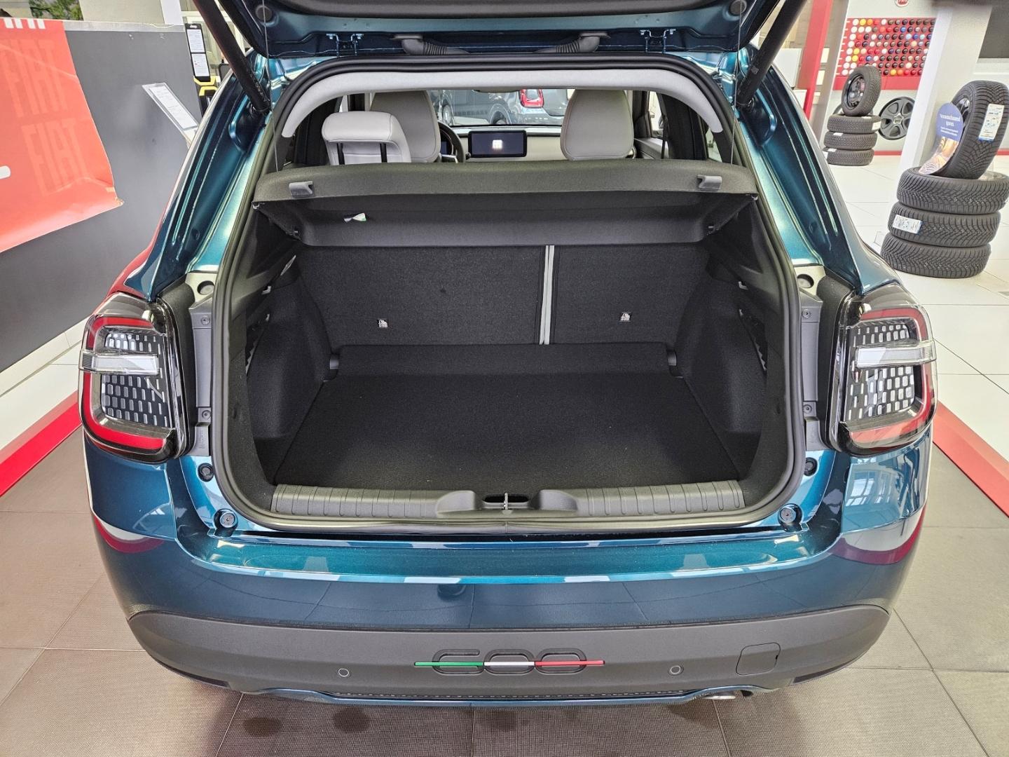 Fiat 600 1.2T MHEV La Prima - Navi  Massagesitze LED 