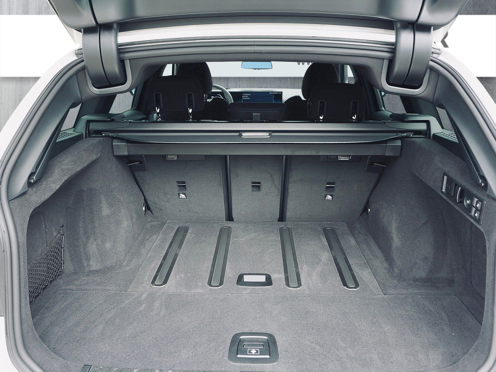 BMW 320 - Bild 11
