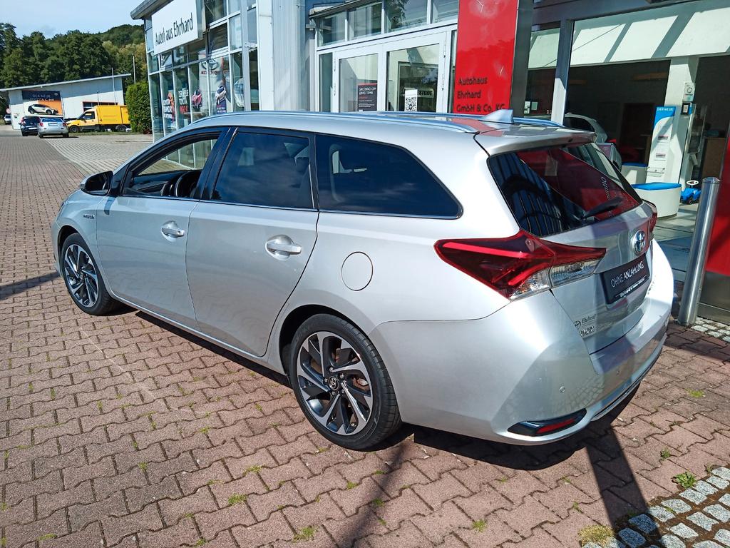 Toyota Auris Touring Sports