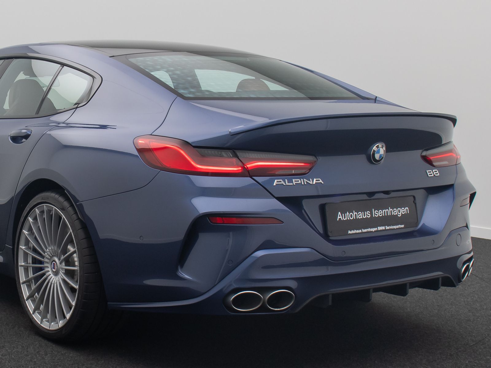 Fahrzeugabbildung ALPINA B8 4.4 Bi-Turbo 360&deg; DAB Laser Individual 21Zoll