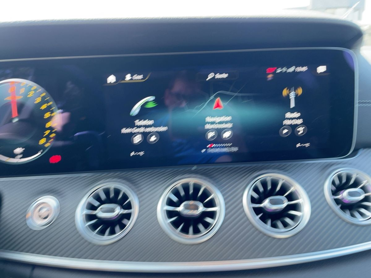 Fahrzeugabbildung Mercedes-Benz AMG GT 63 S Coupe AMG/Night-II/Keramik/360°/Pano