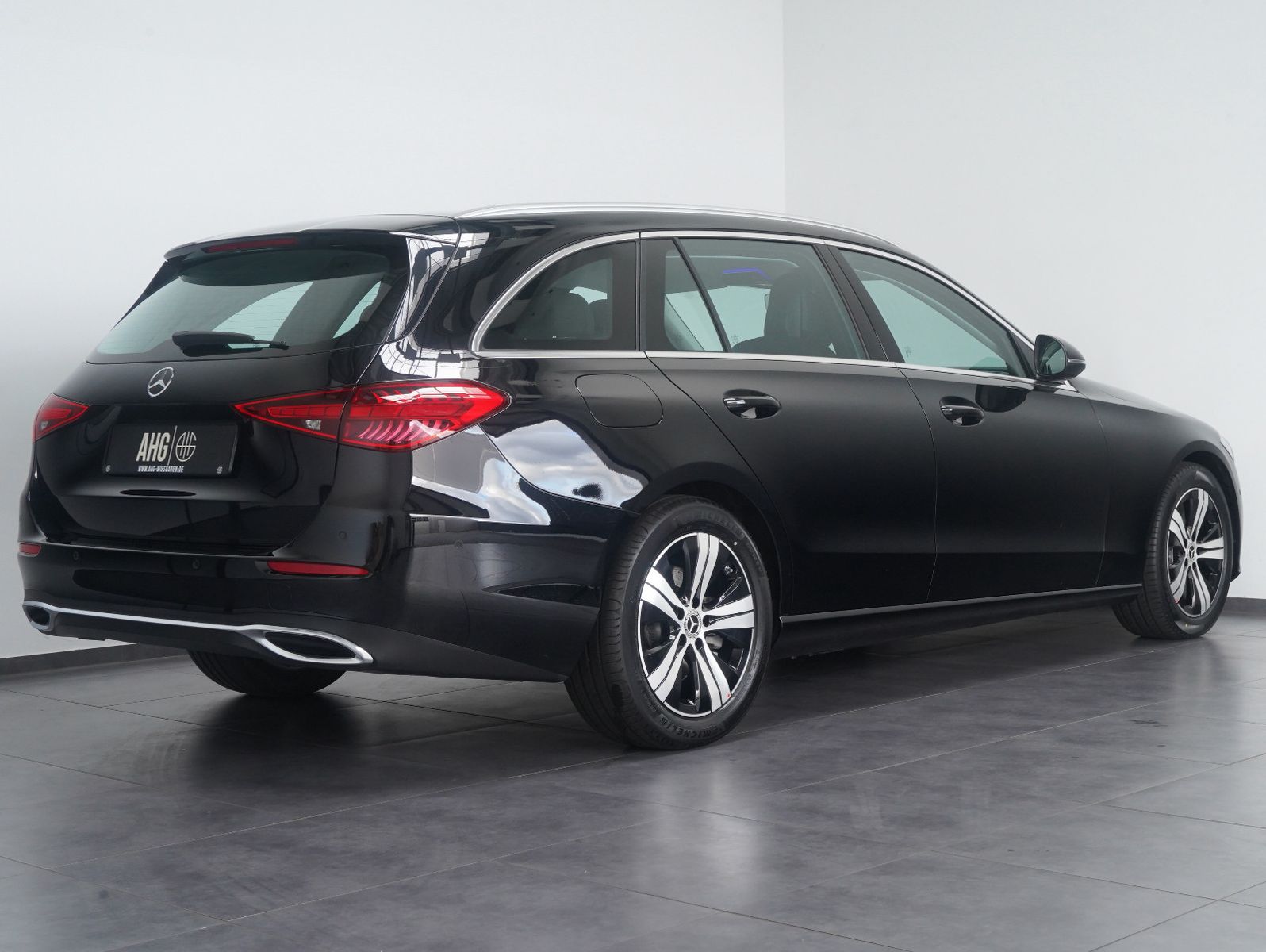 Fahrzeugabbildung Mercedes-Benz C 200 T d 2x Avantgarde LED/NAVI/MBUX/KAMERA
