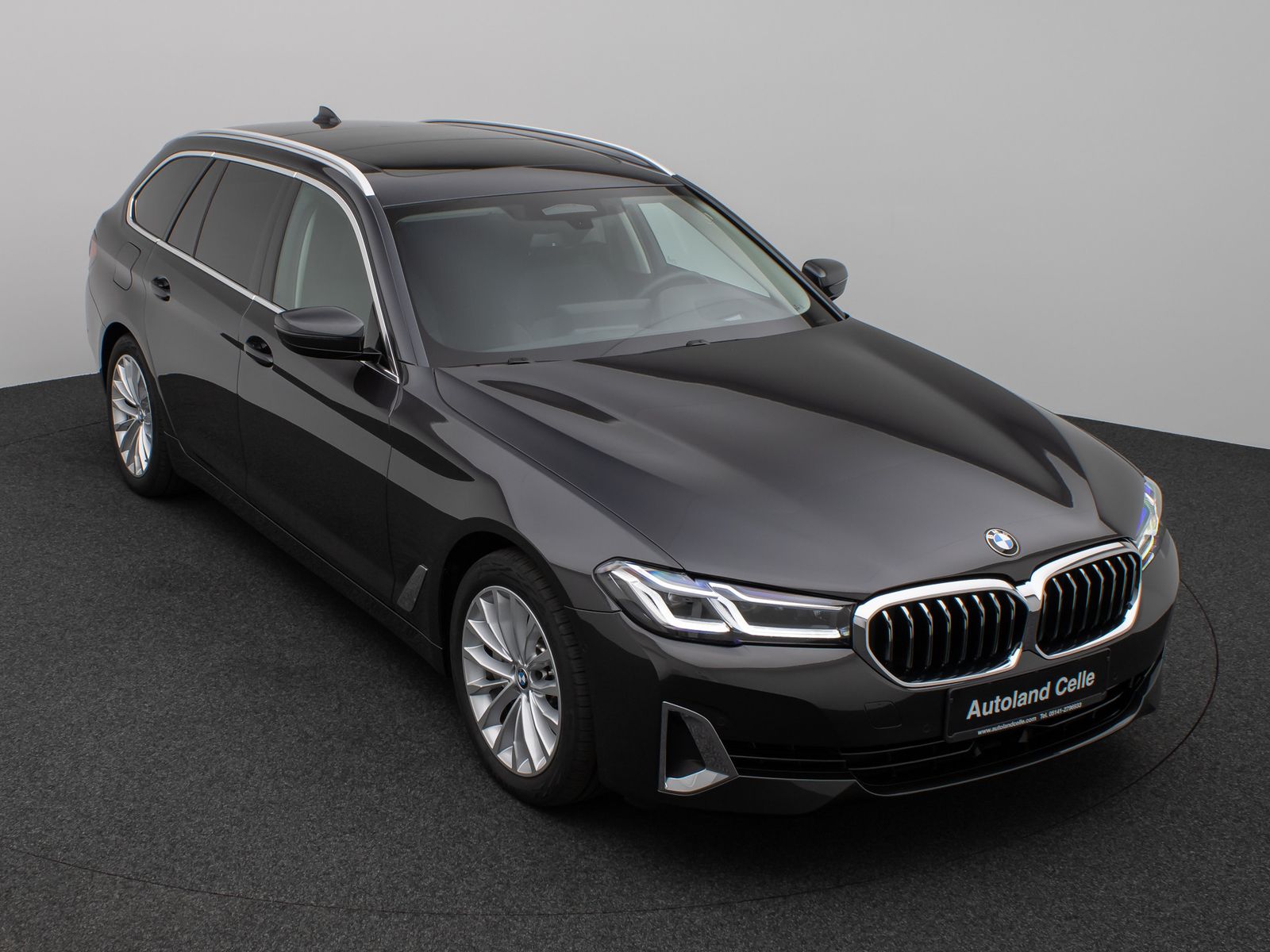Fahrzeugabbildung BMW 540i xD LuxuryLine Panorama Laser Kamera SoftCL
