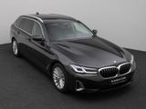 BMW 540i xD Luxury Line Panorama Laser Kamera SoftCl - BMW 540: Kombi, 540i