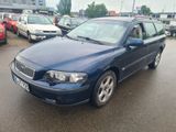 Volvo V70 T5 - Volvo V70 mit Benzin-Antrieb: Leder, Kombi, Automatik