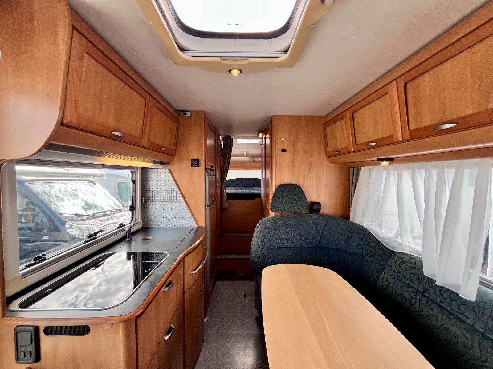 Fahrzeugabbildung HYMER / ERIBA / HYMERCAR B 644 - TV, Sat, Markise, Automatik-