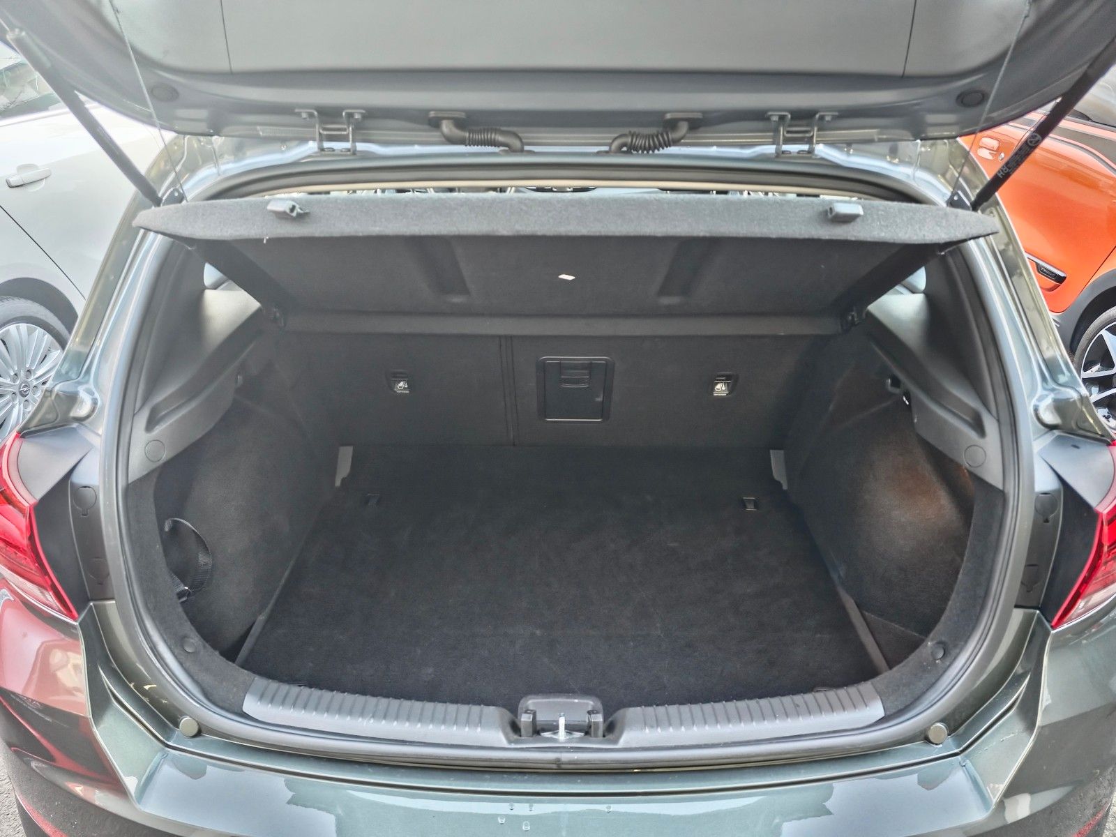 Hyundai i30 ,Mild-Hybrid,LED,Navi,Kamera,Alu,Automatik foto 20