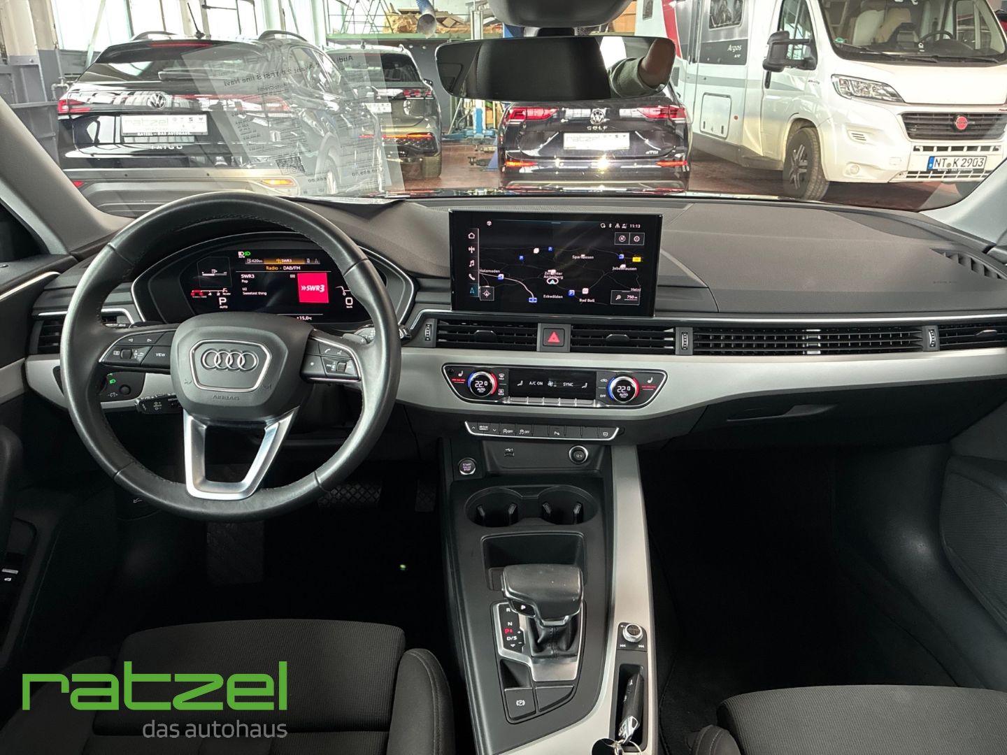Fahrzeugabbildung Audi A4 40 Avant 2.0 TFSI S line Navi AHK LED ACC Vir