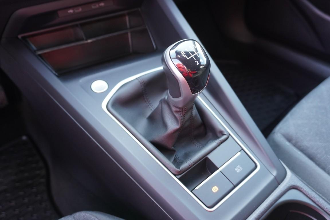 Volkswagen Golf VIII 1.0 Life LED Navi ACC App-Connect, миниатюра 28