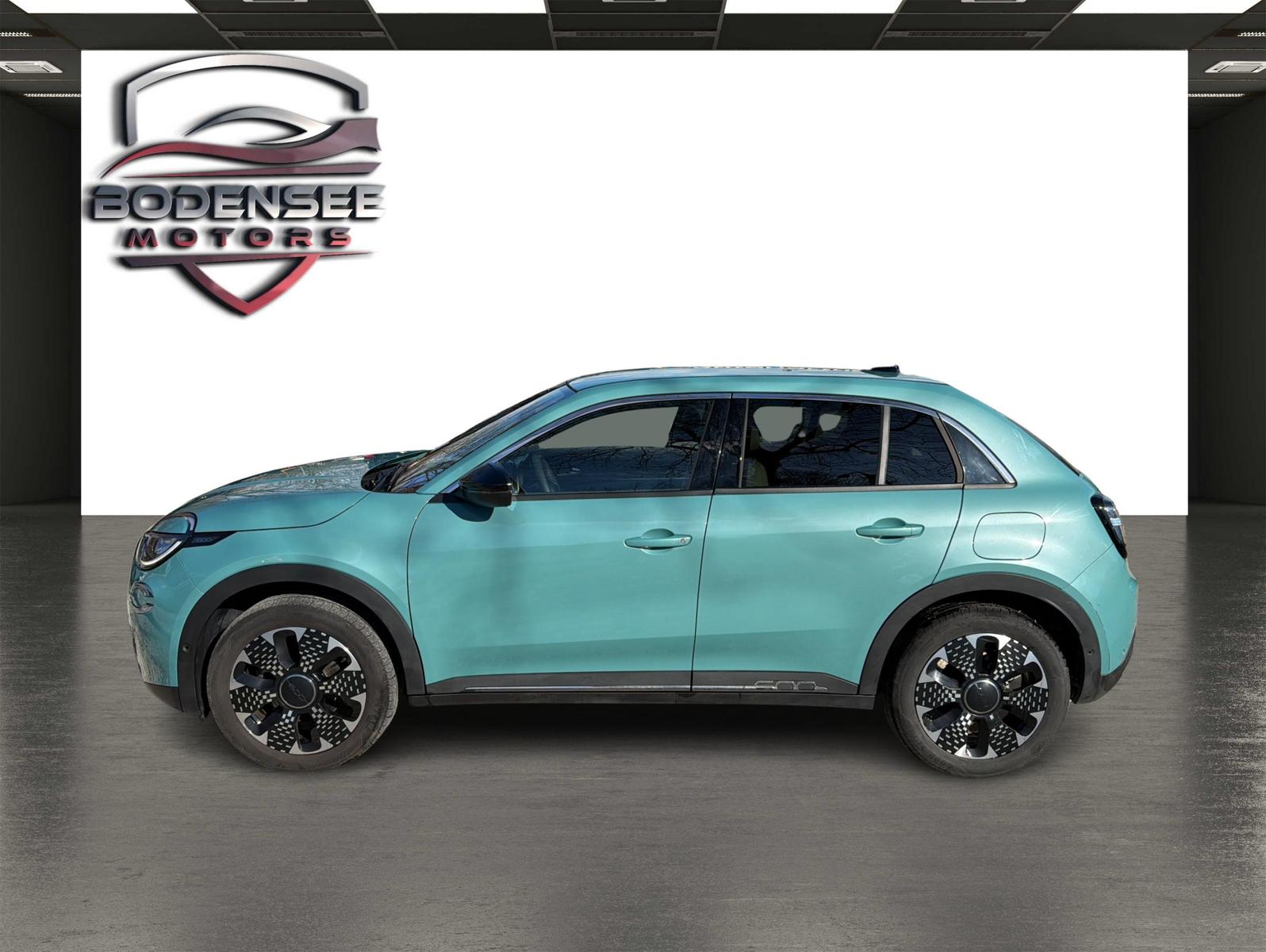 Fiat 600 Hybrid La Prima