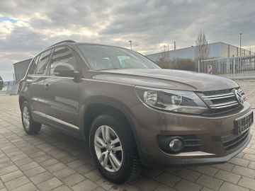 Volkswagen Tiguan - 5