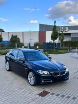 BMW 535d xDrive Touring A PANORAMO*HUD*KEYLESS*uvm. - BMW 535