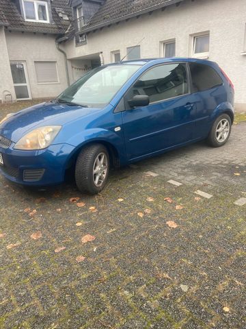 Ford  Fiesta (UNFALLFREI)