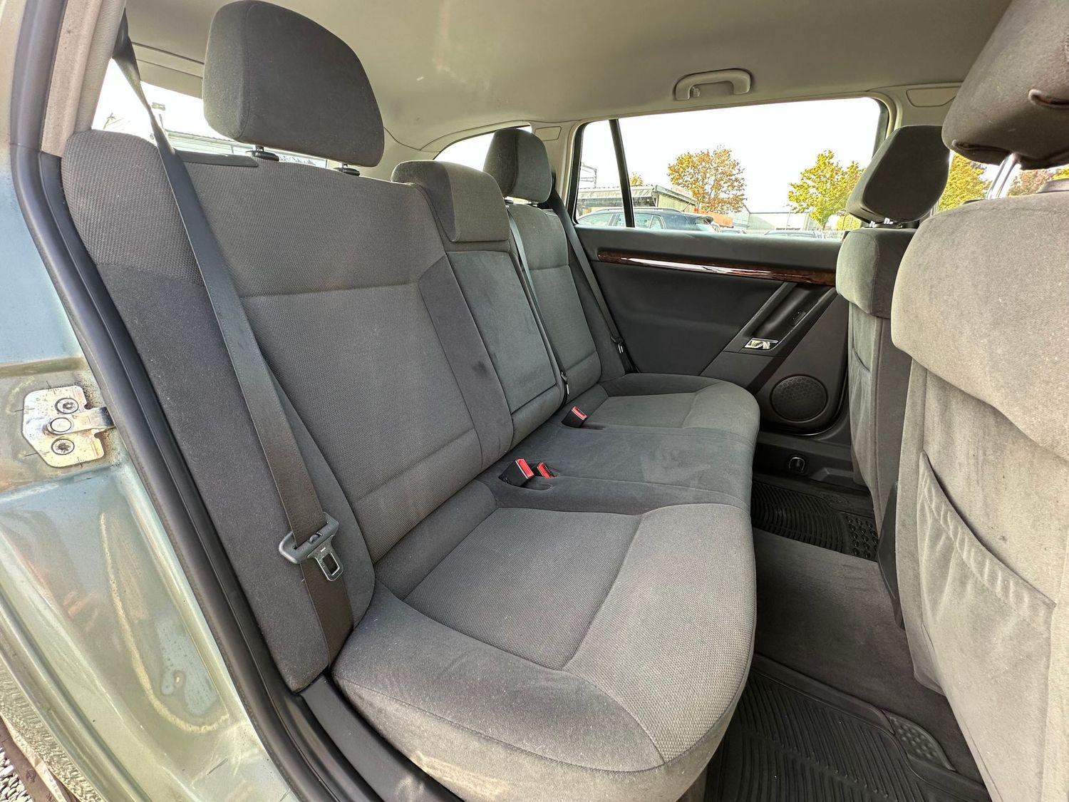 Opel Vectra 2004 — photo 27