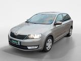 Skoda Rapid 1.2 TSI Joy SHZ*Xenon*Klimaautomatik* - Skoda Rapid: Kleinwagen