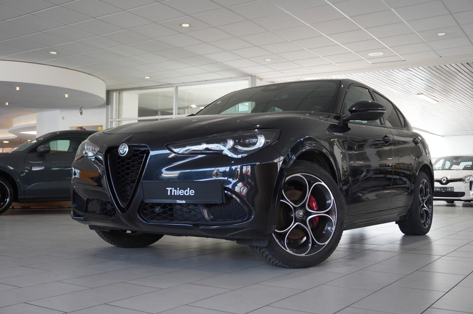 Fahrzeugabbildung Alfa Romeo Stelvio 2.2D VELOCE Q4 NAVI/LED/KAMERA/MATRIX/SH