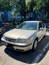 Volkswagen Bora 1.6 Automatik Klima Tüv 8.26 - Volkswagen Bora: 1.8
