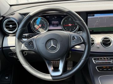 Mercedes E 220 - 10