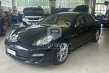 Porsche PORSCHE Panamera 3.0 Diesel - Porsche Panamera mit Diesel-Antrieb: Limousine, 3.0