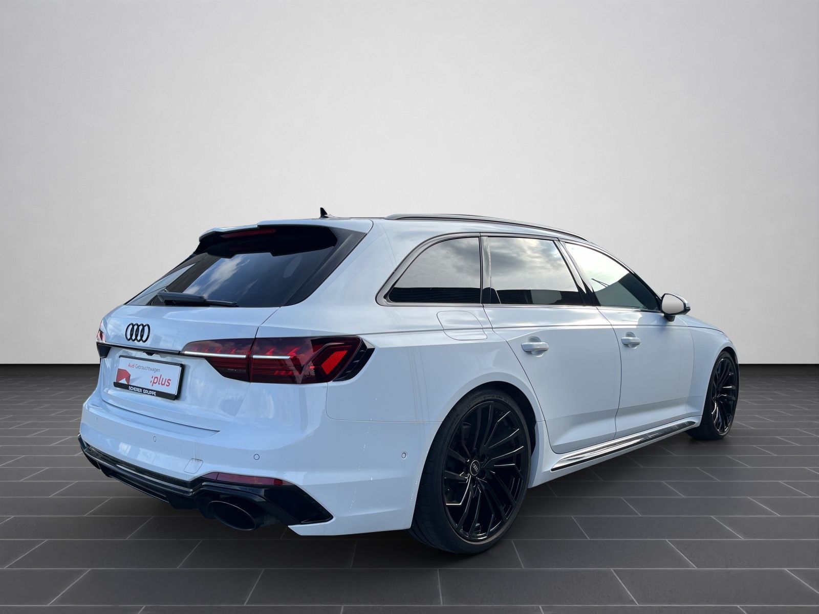 Audi RS4 - Bild 3