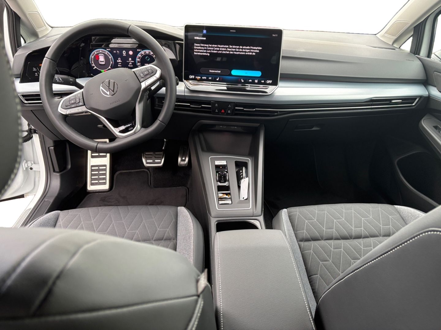 Volkswagen Golf 1.5 eTSI 85KW/116PS Energy + DSG + NAVI + P foto 10