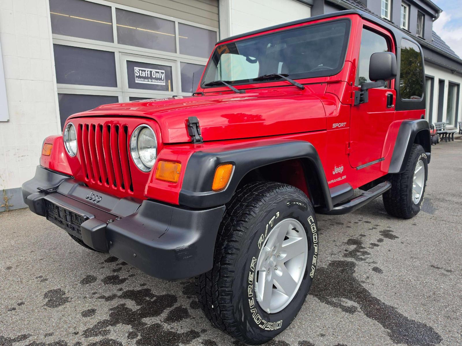 JEEP WRANGLER TJ 2.4 16V PERFEKTER ZUSTA | 143 ch | 4X4 | BVM | PACK SPORT | VOLANT EN CUIR