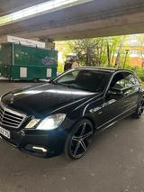 Mercedes-Benz W212 e Klasse AVANTGARDE - Mercedes-Benz 212 k